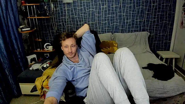 Snapshot of CuteBoy228 chatting on May 9, 10:37 pm CuteBoy228 online show from May 9, 10:37 pm