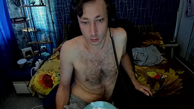 Snapshot of CuteBoy228 chatting on July 12, 11:23 am CuteBoy228 online show from July 12, 11:23 am