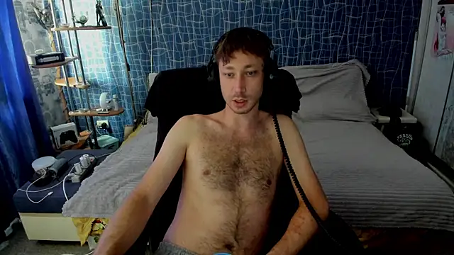 Snapshot of CuteBoy228 chatting on July 20, 10:07 am CuteBoy228 online show from July 20, 10:07 am