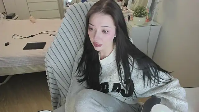 Snapshot of saadnesstyan chatting on December 22, 11:40 am saadnesstyan online show from December 22, 11:40 am