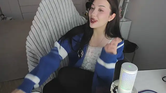 Snapshot of saadnesstyan chatting on January 7, 9:56 am saadnesstyan online show from January 7, 9:56 am