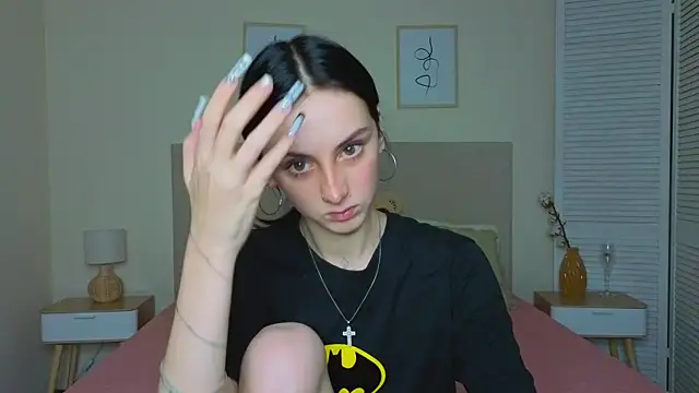 Snapshot of Little_moly999 chatting on October 17, 9:06 pm Little moly999 online show from October 17, 9:06 pm