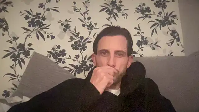 Big8inchUncutCock online show from May 2, 8:14 pm