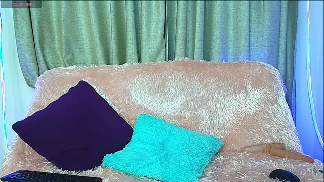 Snapshot of _antonella__carter chatting on June 19, 1:32 am antonella carter online show from June 19, 1:32 am
