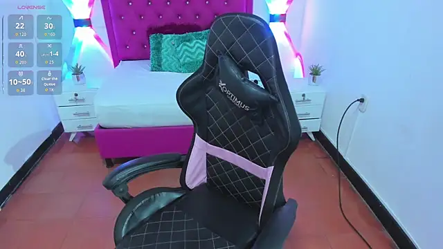 Snapshot of lissa_jhonsoon chatting on October 24, 3:03 am lissa jhonsoon online show from October 24, 3:03 am