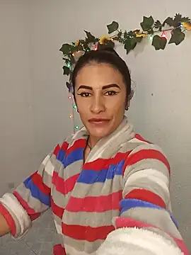 karinnahotdirty online show from February 21, 10:11 pm