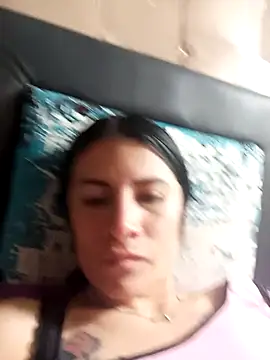 karinnahotdirty online show from April 4, 6:05 pm