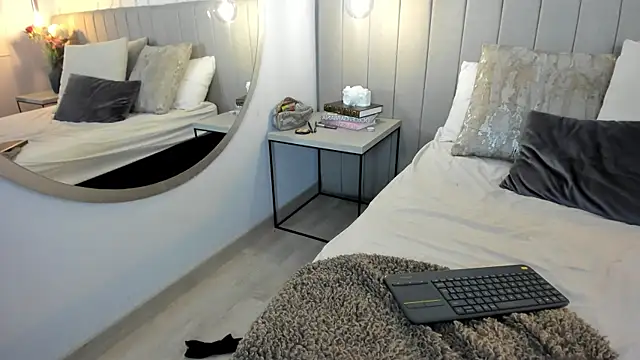 Karlla Brown online show from March 28, 12:32 am