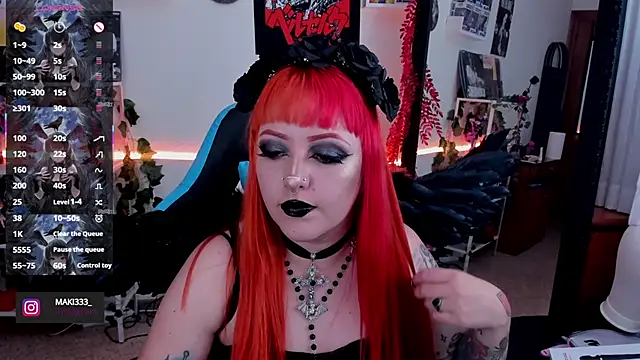 Snapshot of Makii_33 chatting on September 30, 11:54 pm Makii 33 online show from September 30, 11:54 pm