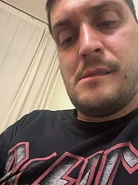 Snapshot of krasiviq94 chatting on July 11, 11:39 pm krasiviq94 online show from July 11, 11:39 pm