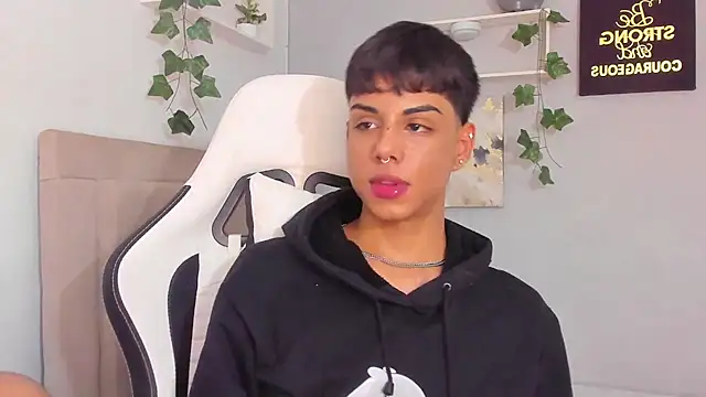 Thomas wil online show from November 13, 4:55 am