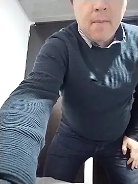 BigCristh79 online show from March 19, 1:15 pm