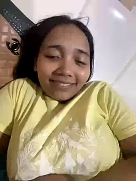 effie castroo online show from November 1, 4:25 am