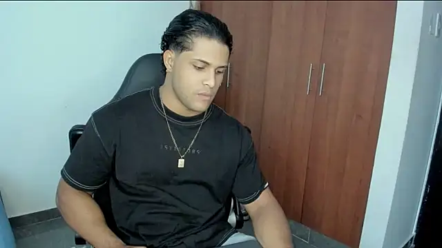 Evansdark1 online show from April 8, 10:32 pm