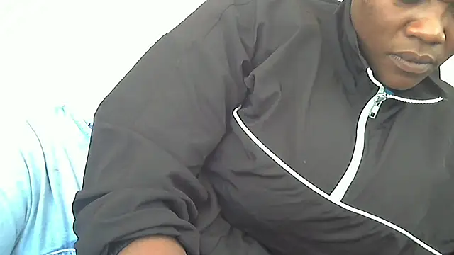 sexythae32 online show from September 17, 12:29 pm