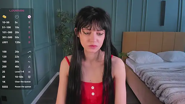 chloe dreammm online show from April 9, 5:51 am