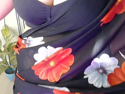 Snapshot of anika_bold chatting on November 30, 3:54 am anika bold online show from November 30, 3:54 am