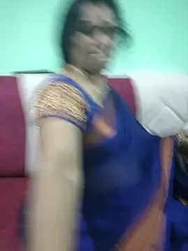tamilaruvi online show from May 30, 7:11 pm