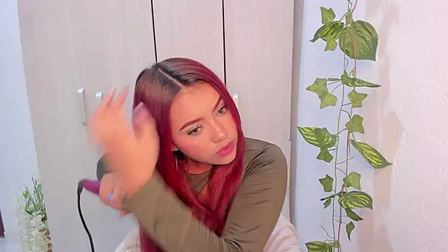 Zunny m online show from April 19, 12:11 am