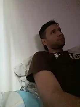 Michaell Spinelly online show from March 30, 8:54 pm