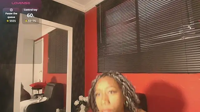 Snapshot of NathalyLeen chatting on June 16, 8:55 pm NathalyLeen online show from June 16, 8:55 pm