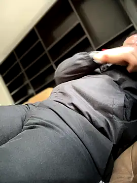 Manu0586 online show from September 14, 1:32 pm