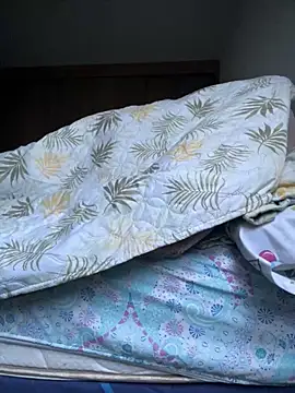 Manu0586 online show from November 28, 10:23 pm