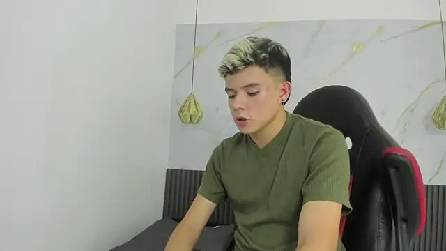 AndyFame1 online show from March 7, 6:05 pm