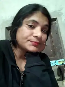 Snapshot of couple_71 chatting on December 4, 5:54 pm couple 71 online show from December 4, 5:54 pm