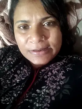 couple 71 online show from March 11, 7:14 am