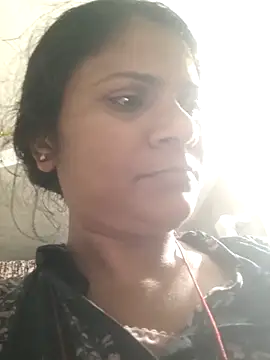 couple 71 online show from March 14, 5:07 pm