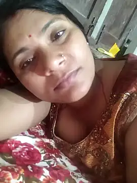 couple 71 online show from March 26, 5:18 pm