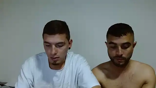 Snapshot of Maiki_Foxx chatting on October 3, 3:25 am Maiki Foxx online show from October 3, 3:25 am