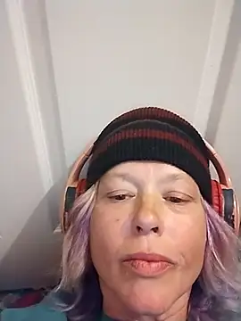 anonymity awaitsxh online show from November 7, 4:56 am