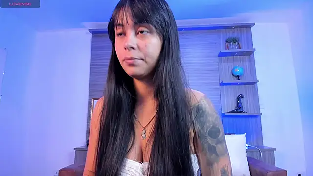 freyja sweet  online show from September 16, 11:11 am