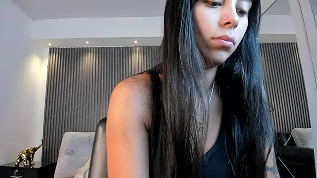 freyja sweet  online show from October 8, 11:08 am