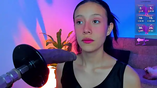 alicemoon   online show from February 28, 10:00 pm