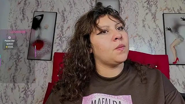 Snapshot of Larissa_Antonella chatting on November 15, 3:37 am Larissa Antonella online show from November 15, 3:37 am