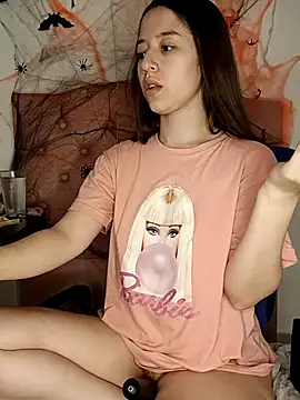 Snapshot of -rosi chatting on November 4, 2:43 am -rosi online show from November 4, 2:43 am