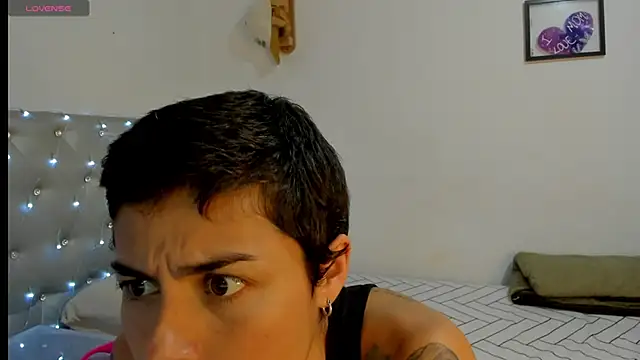 natt op online show from December 4, 11:46 pm