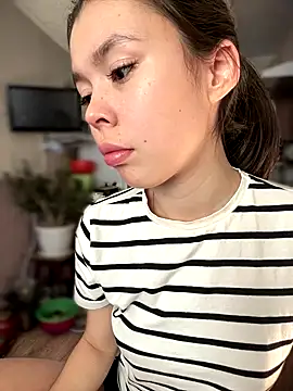 Idnkjustadeline online show from September 16, 8:48 am