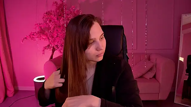 TessaMill online show from March 24, 5:56 am