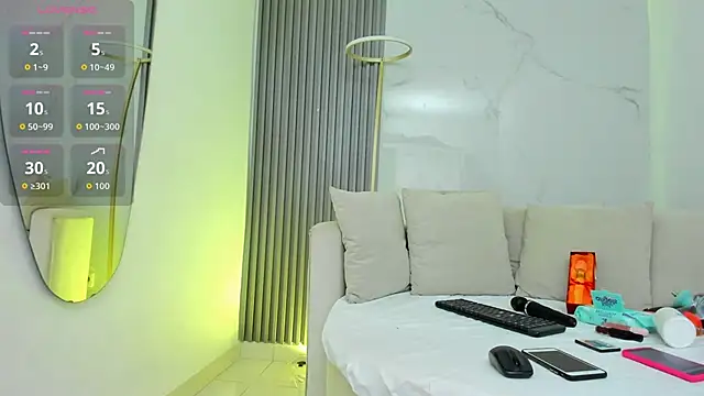 Snapshot of kiaratentation chatting on October 19, 7:36 pm kiaratentation online show from October 19, 7:36 pm