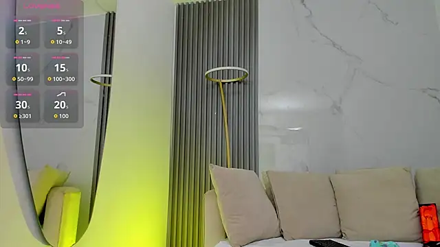 Snapshot of kiaratentation chatting on October 25, 7:30 pm kiaratentation online show from October 25, 7:30 pm