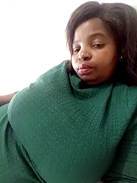 ShySexyBaddiexx online show from September 22, 9:33 am