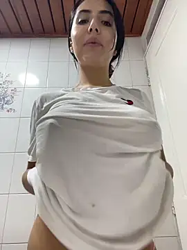 oh nina online show from April 19, 12:33 am