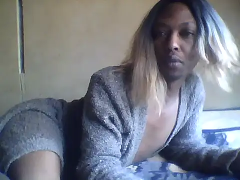 Snapshot of Blackyfreackygay chatting on June 26, 8:19 am Blackyfreackygay online show from June 26, 8:19 am