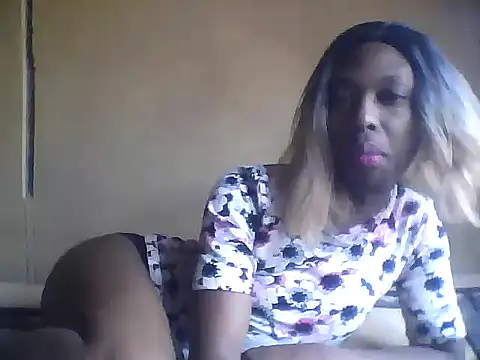 Snapshot of Blackyfreackygay chatting on July 4, 9:26 am Blackyfreackygay online show from July 4, 9:26 am