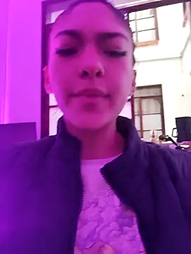 Victoria Beaumont online show from April 8, 11:43 am