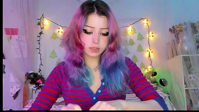 Snapshot of bunnyislewd chatting on December 14, 4:40 am bunnyislewd online show from December 14, 4:40 am